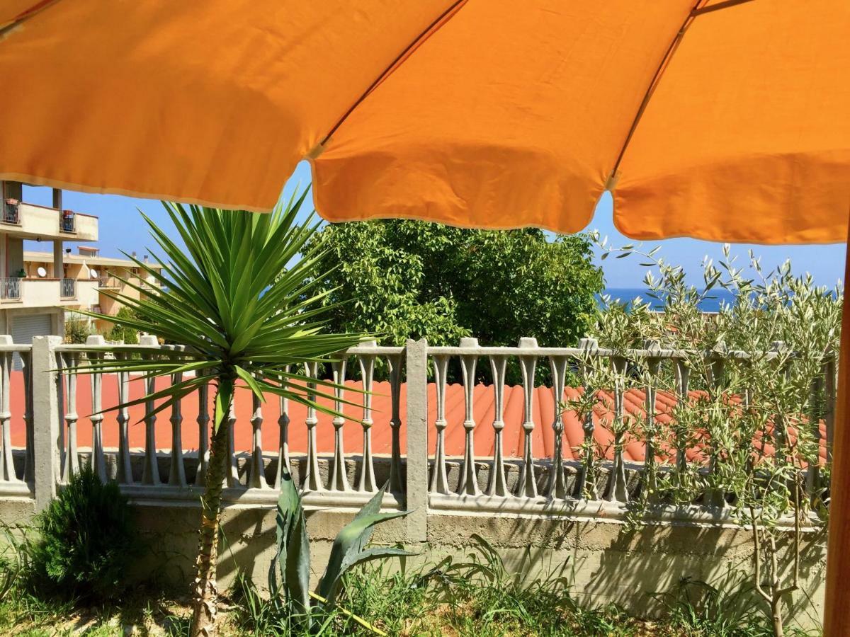Alba Blu Apartman Santa Caterina Dello Ionio Marina Kültér fotó